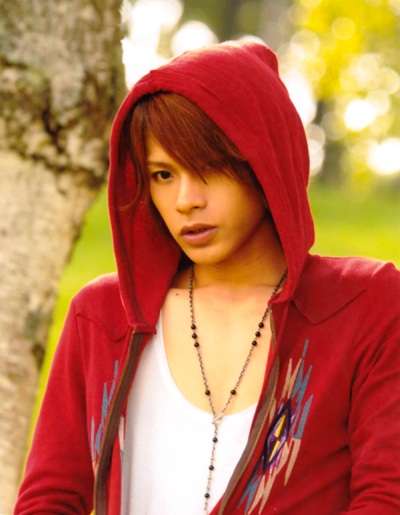 みなさん、今週もお疲れ様です。イケメン画像で目の回復を。