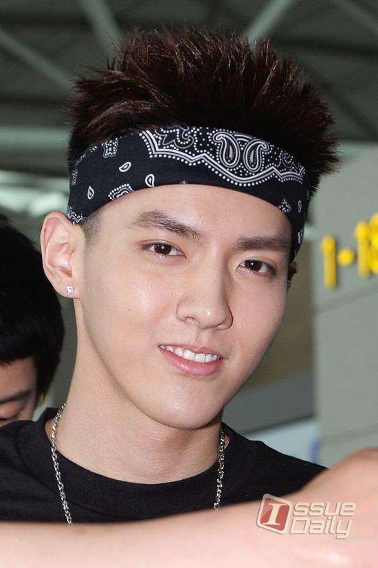 みなさん、今週もお疲れ様です。イケメン画像で目の回復を。