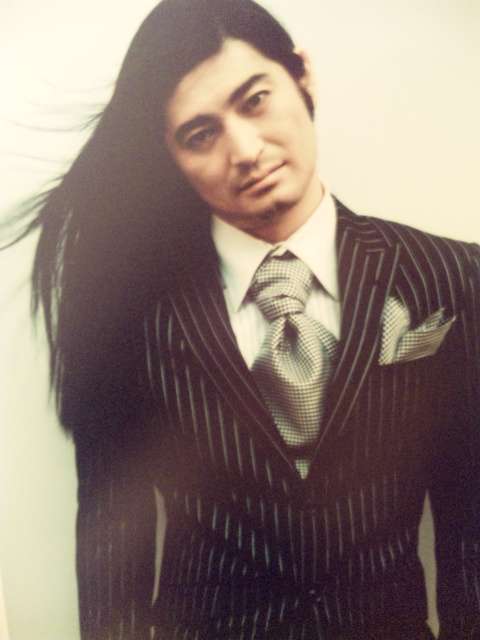 みなさん、今週もお疲れ様です。イケメン画像で目の回復を。