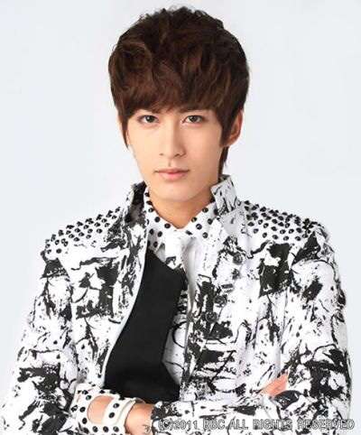 みなさん、今週もお疲れ様です。イケメン画像で目の回復を。