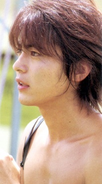 みなさん、今週もお疲れ様です。イケメン画像で目の回復を。