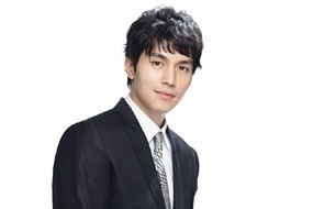 みなさん、今週もお疲れ様です。イケメン画像で目の回復を。