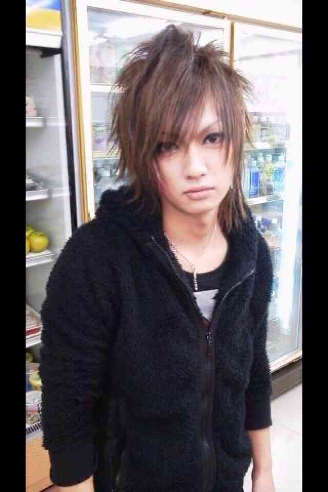 みなさん、今週もお疲れ様です。イケメン画像で目の回復を。