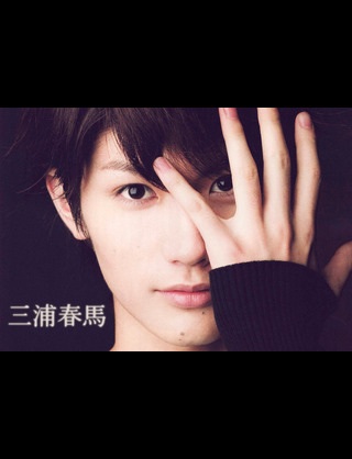 みなさん、今週もお疲れ様です。イケメン画像で目の回復を。