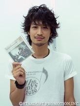 みなさん、今週もお疲れ様です。イケメン画像で目の回復を。