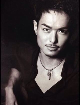 みなさん、今週もお疲れ様です。イケメン画像で目の回復を。