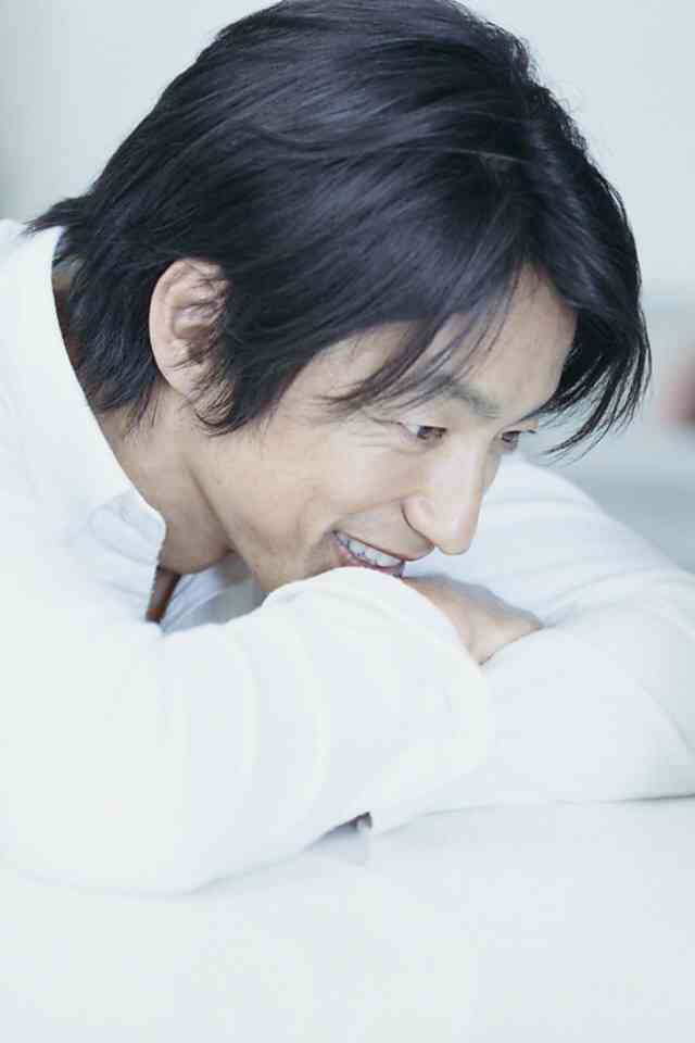 みなさん、今週もお疲れ様です。イケメン画像で目の回復を。