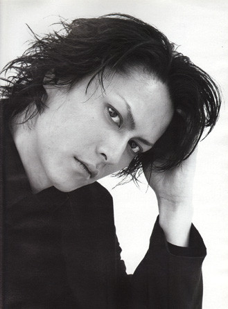 みなさん、今週もお疲れ様です。イケメン画像で目の回復を。