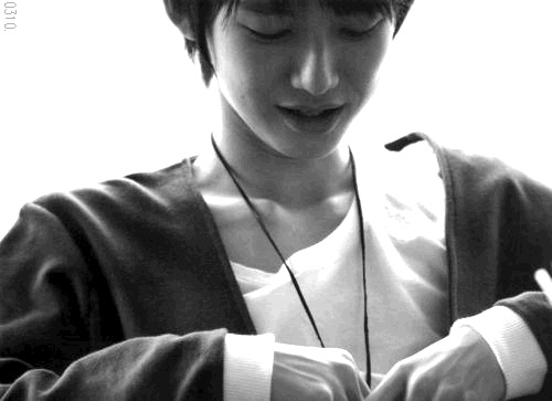 みなさん、今週もお疲れ様です。イケメン画像で目の回復を。