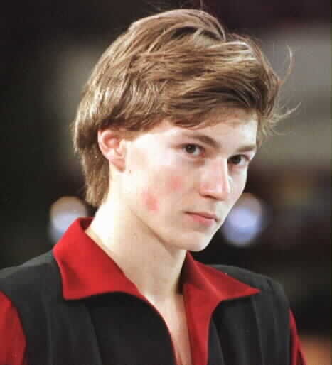 みなさん、今週もお疲れ様です。イケメン画像で目の回復を。