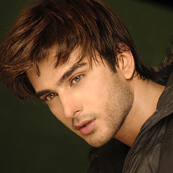 みなさん、今週もお疲れ様です。イケメン画像で目の回復を。