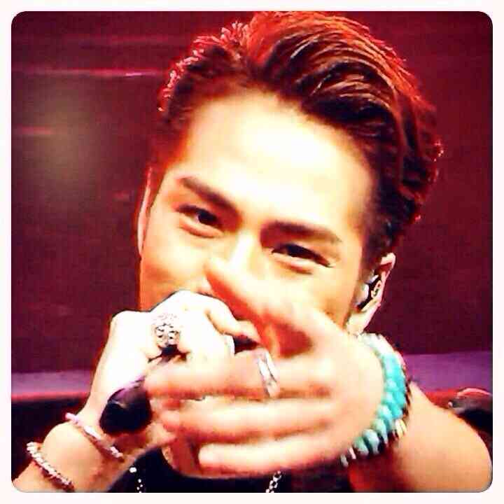 みなさん、今週もお疲れ様です。イケメン画像で目の回復を。