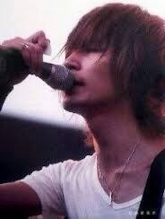 特徴的な歌声の歌手といえば？