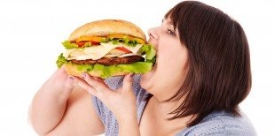 無性に食べたくなるジャンクフードは?