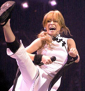 浜崎あゆみ、私生活と重ね合わせた？新曲がドラマ主題歌に「新しい私と君で誰よりも幸せに」