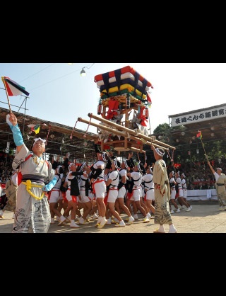 あなたの地元の自慢のお祭りは？