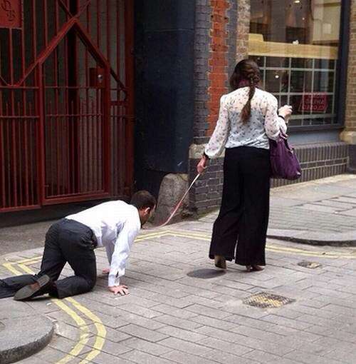 結婚予定ナシの女性限定!服は「胸元の開いたインナーのみ可」の”一般事務”など酷すぎる求人募集が話題に