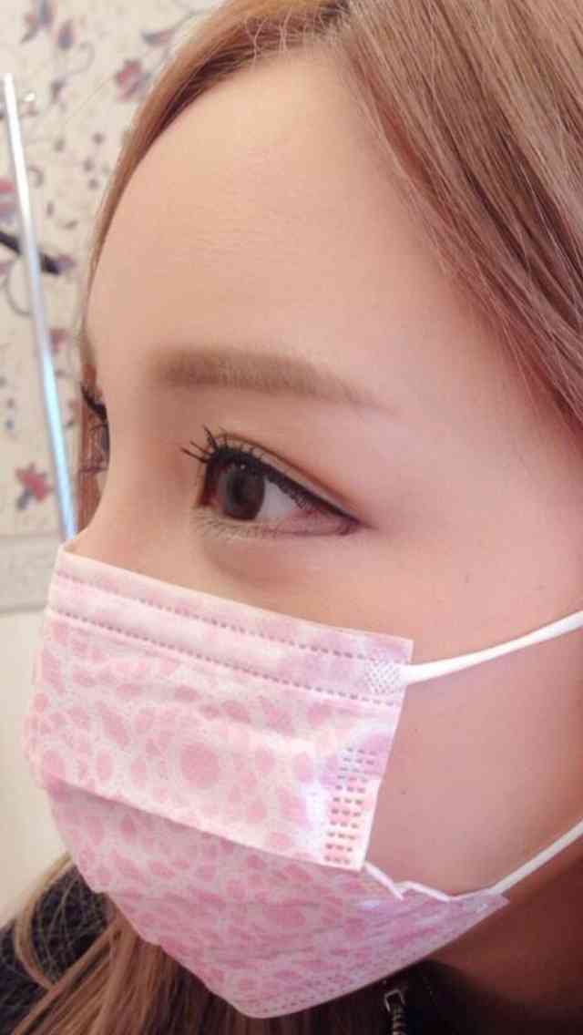 ざわちん、視力低下しメガネデビュー!←メガネ画像がヤバすぎる件