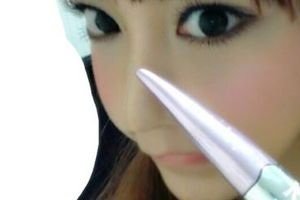 ざわちん、視力低下しメガネデビュー！←メガネ画像がヤバすぎる件