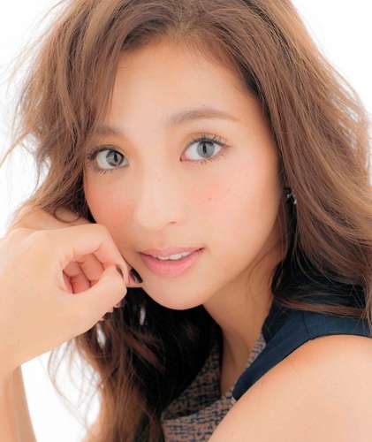 濃いメンならぬ濃い美女はだれ？
