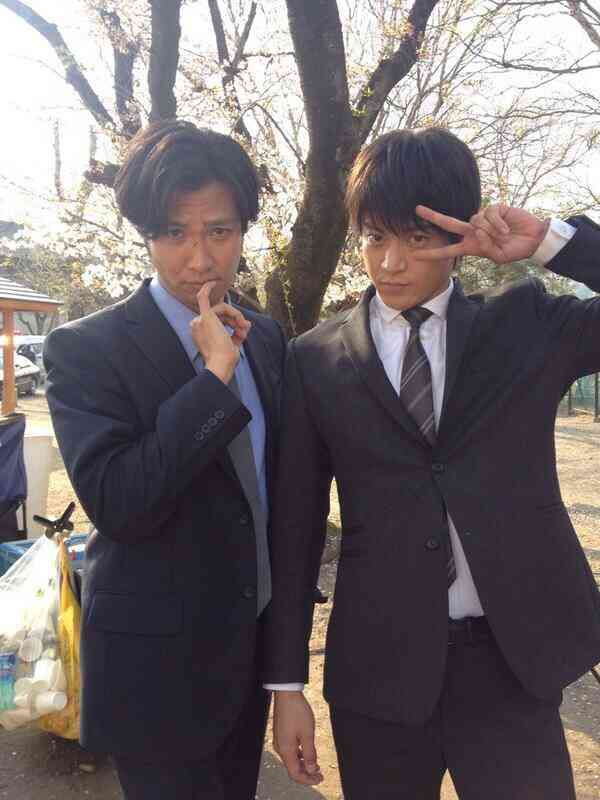 スーツが似合う男性芸能人のトピ
