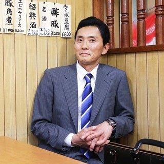 スーツが似合う男性芸能人のトピ