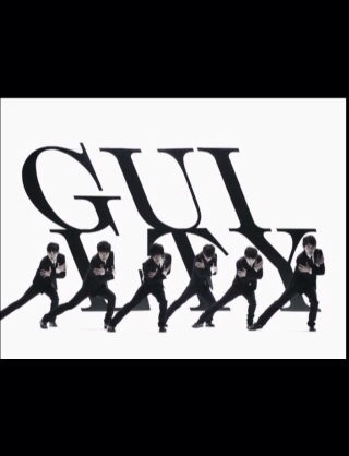 スーツが似合う男性芸能人のトピ