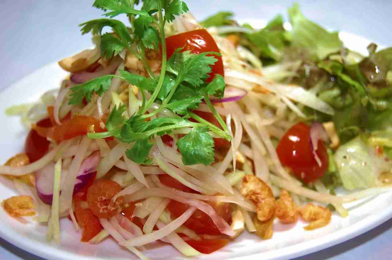 必ず週に一回以上食べる物は？