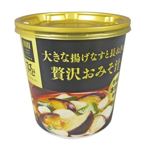 あなたがコンビニでついつい買ってしまうもの
