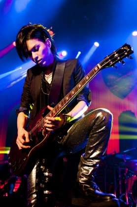 好きなギタリストは誰ですか？