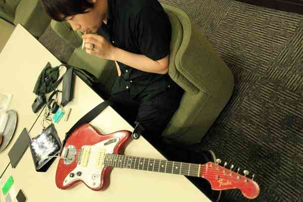 好きなギタリストは誰ですか？