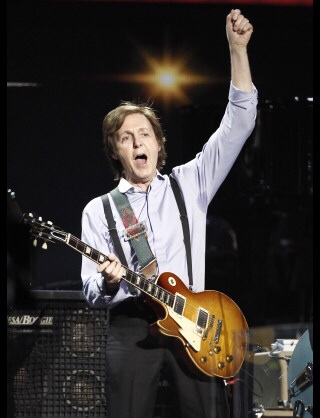 好きなギタリストは誰ですか？