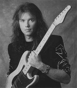好きなギタリストは誰ですか？
