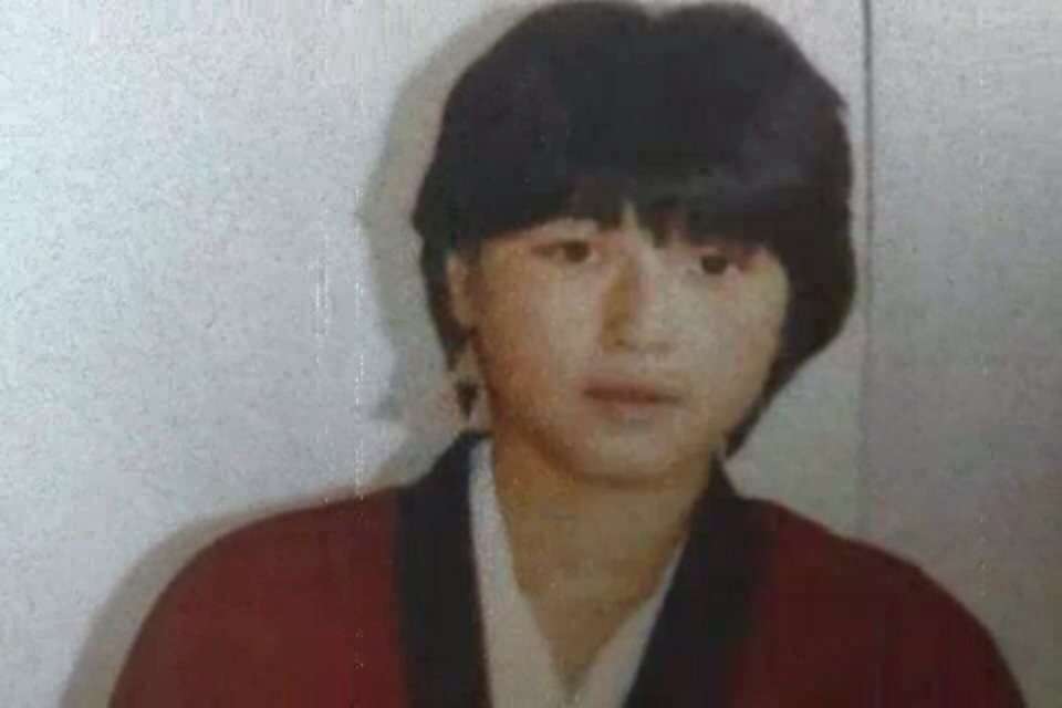 有名人の昔の画像を貼るトピック