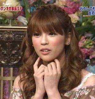 冷蔵庫はプロテインだらけ…坂口杏里の激やせ、事務所が説明