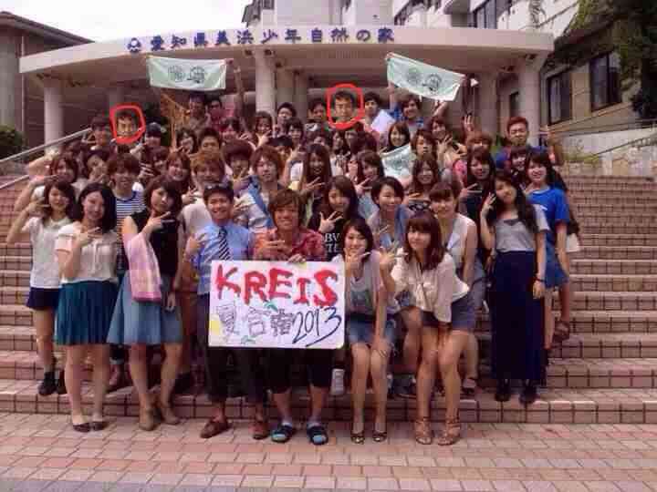 新宿コマ劇場前で女子大生が集団昏倒する異常事態が発生、男子生徒は比較的軽症