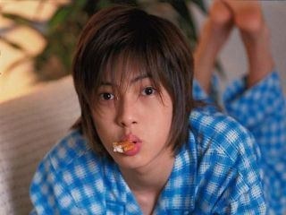 デビューが衝撃的だったアーティストは誰ですか？
