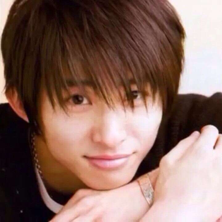かなり若く見える芸能人