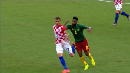 【サッカーW杯】日本、ギリシャと0-0で痛恨ドロー…数的優位いかせず
