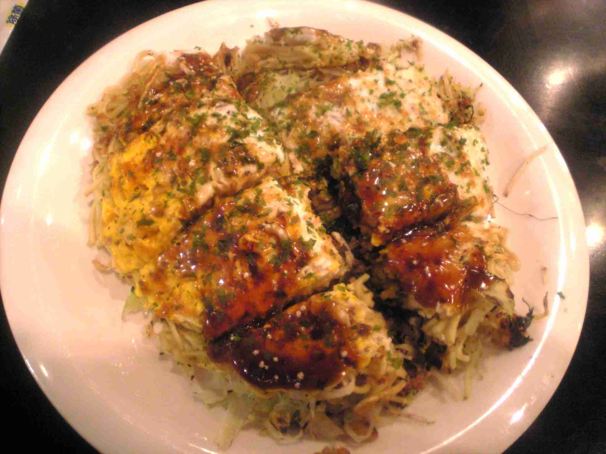 広島で美味しいお好み焼き屋さん教えて下さい。
