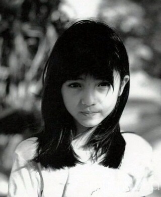有名人の昔の画像を貼るトピック