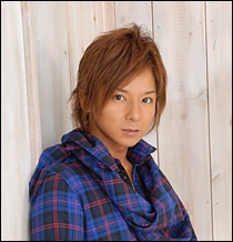 松岡充(42歳)主演舞台でホストに変身