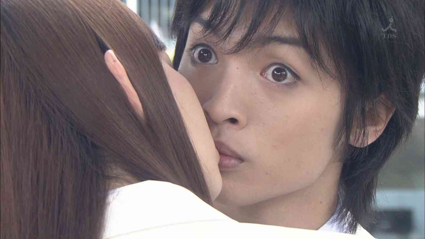 元AKB48大島優子とKis-My-Ft2玉森裕太ラブシーンにネット騒然「まじ最悪」「エアキスだろ」