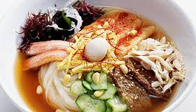 あなたの地元や出身地で、夏に食べる料理♪