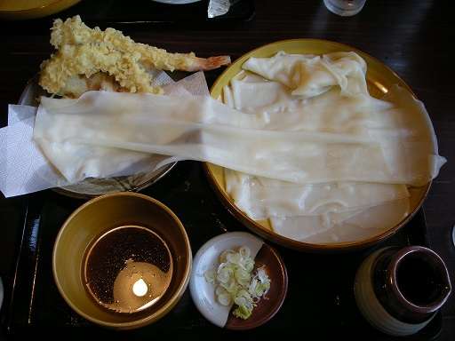 あなたの地元や出身地で、夏に食べる料理♪