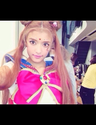 トリンドル玲奈（22歳）のセーラームーンコスをご覧ください