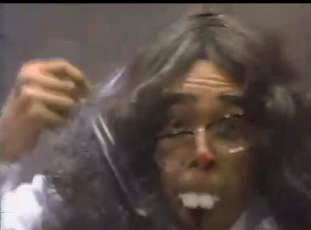 コントをしている芸能人（お笑い芸人は除く）の写真を集めるトピ