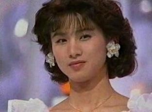 女装して可愛い芸能人