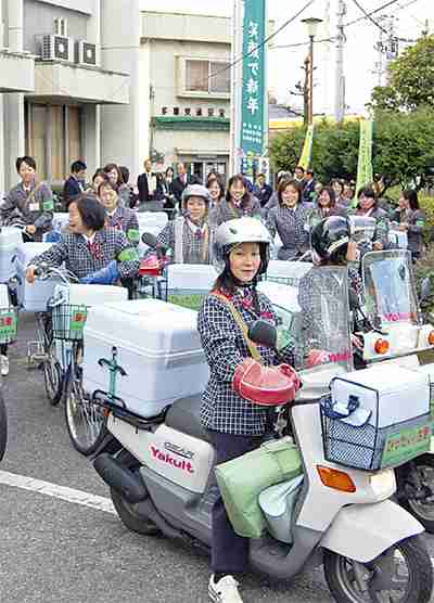 大島優子、二輪免許取得を報告…バイクを運転している姿公開