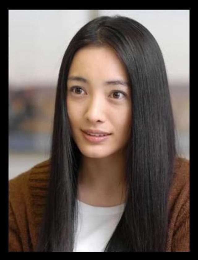 バラエティ番組のMCにも進出する有村架純、有田哲平をメロメロにするその魅力とは